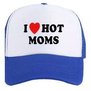 I love hot moms hat brand new